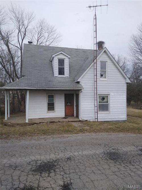 607 E Hancock St, Steeleville, IL, 62288-1616 | Card Image