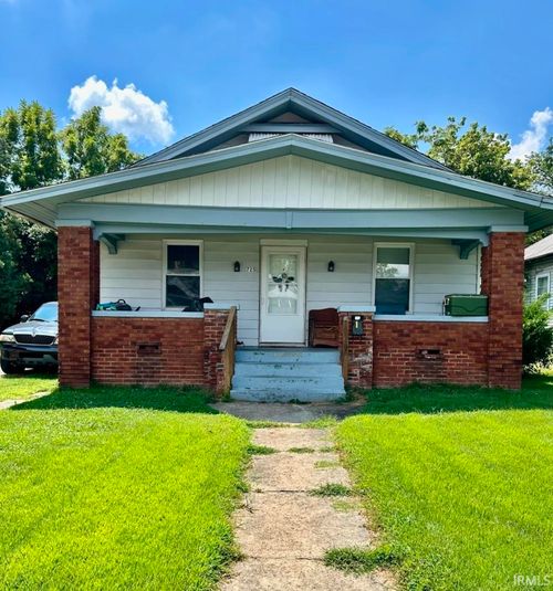 725 Ravenswood Dr, Evansville, IN, 47713-2143 | Card Image