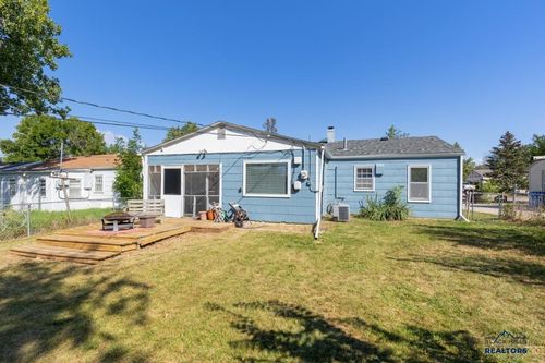 125 E Saint Francis St, Rapid City, SD, 57701-5667 | Card Image