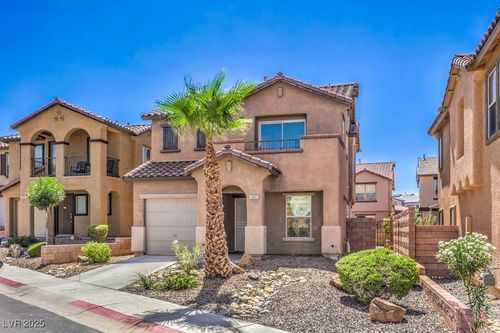 1097 Paradise Resort Dr, Henderson, NV, 89002-8943 | Card Image