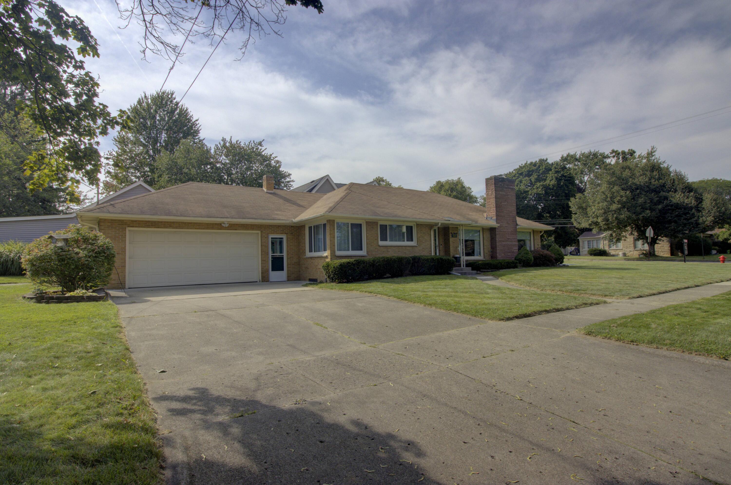 Thompson St, Jackson, MI 49203