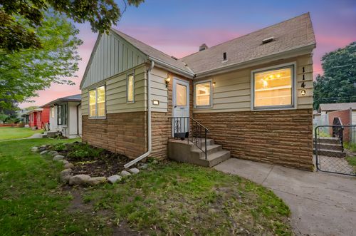 1149 7th Ave S, South Saint Paul, MN, 55075-3104 | Card Image