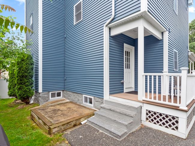 APT-3 - 6 Nelly St, Condo with 2 bedrooms, 1 bathrooms and 2 parking in Wakefield MA | Image 31