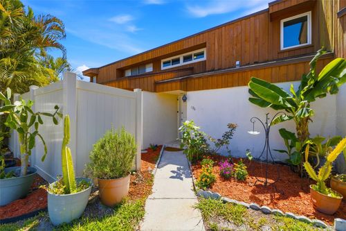 136-2074 Sunset Point Rd, CLEARWATER, FL, 33765-1230 | Card Image