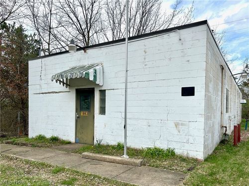 1863 Fenton Avenue, Akron, OH, 44312 | Card Image