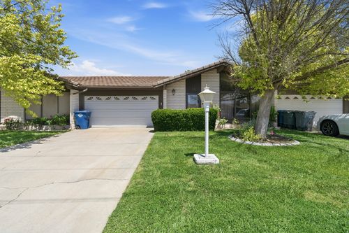 17-55 E 700 S, St George, UT, 84770-3911 | Card Image