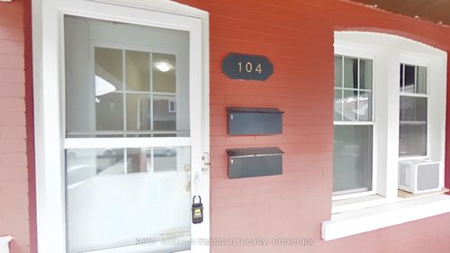 2-104 Rosslyn Ave N, Hamilton, ON, L8L7P4 | Card Image