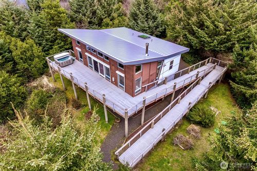 174 Seawind Ln Sw, Ocean Shores, WA, 98569-2000 | Card Image