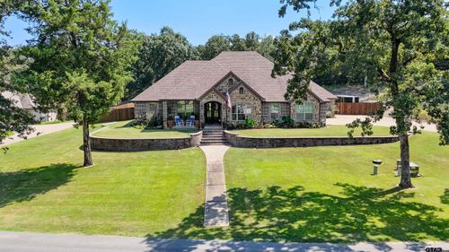 555 County Road 2307, Mineola, TX, 75773-7911 | Card Image