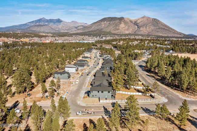 317 N Valerian Ln, House other with 4 bedrooms, 3 bathrooms and null parking in Flagstaff AZ | Image 4