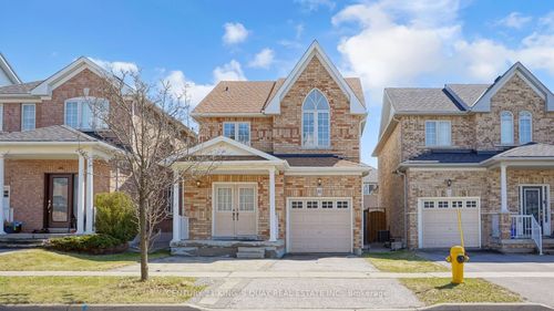 87 Peshawar Ave, Unionville, ON, L3R9V3 | Card Image