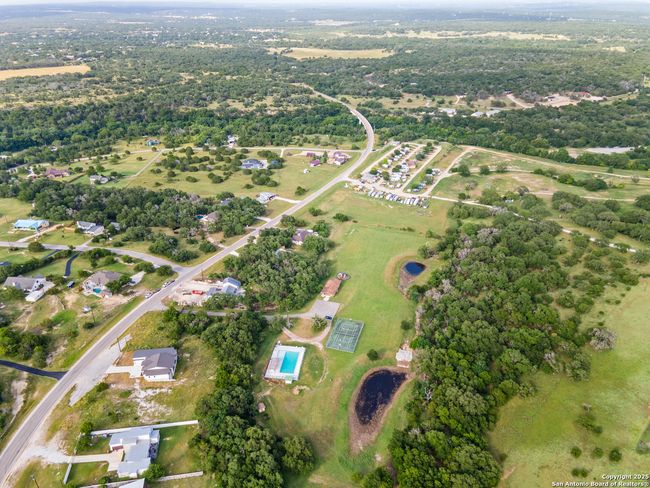574 Deep Water Dr, House other with 3 bedrooms, 3 bathrooms and null parking in Spring Branch TX | Image 53