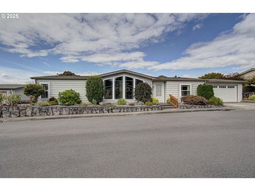 74-17401 Se 39th St, Vancouver, WA, 98683-9408 | Card Image