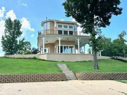 640 Emerald Ln, Morris Chapel, TN, 38361-4613 | Card Image