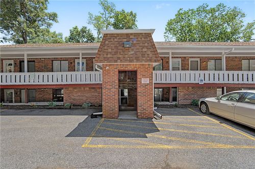 2-569 Smithfield Road, North Providence, RI, 02904 | Card Image