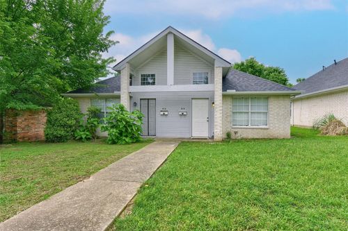 914 W Houston St, Sherman, TX, 75092-7312 | Card Image