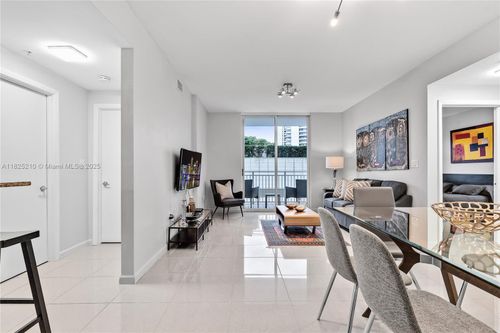 apt-708-185 Se 14th Ter, Miami, FL, 33131-3414 | Card Image