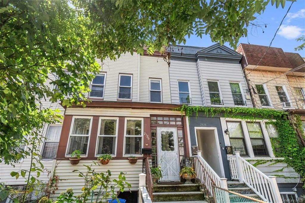 Powell Ave, Bronx, NY 10462