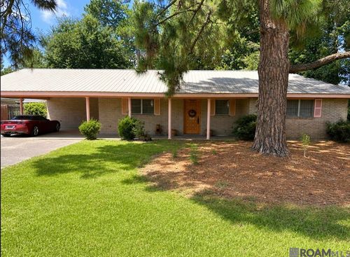 1104 Maginnis St, Donaldsonville, LA, 70346-3642 | Card Image