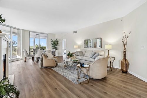 101-1001 Arbor Lake Dr, NAPLES, FL, 34110-7078 | Card Image