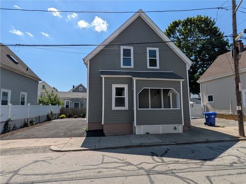 35 Lawrence St, Providence, RI, 02909-4535 | Card Image