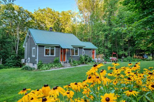 780 Old Route 25, Rumney, NH, 03266-3624 | Card Image