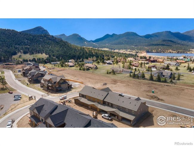 Lot 4 is in the south east part of the subdivision. | Image 4