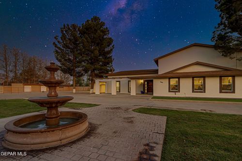 796 Fescue Dr, Canutillo, TX, 79835-6401 | Card Image