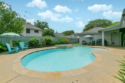 1802 Valero Street, House other with 5 bedrooms, 3 bathrooms and null parking in Friendswood TX | Image 2