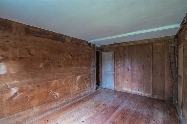 168 N Main St, House other with 4 bedrooms, 2 bathrooms and 7 parking in Sunderland MA | Image 25