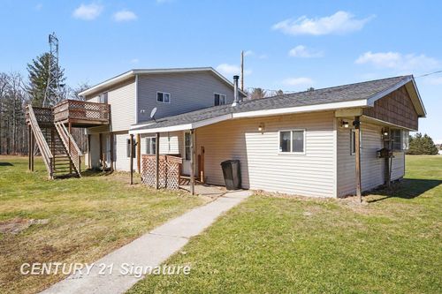 7154 Barkley Rd, Vassar, MI, 48768-9633 | Card Image