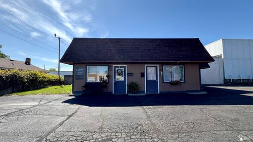 127/129 Bentley Drive, Monroe, MI, 48162 | Card Image