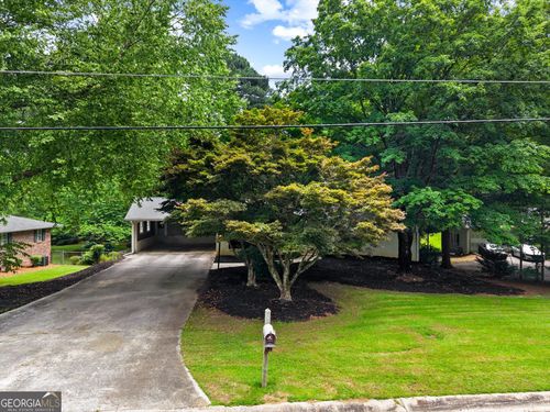 1694 Rhonda Ln, Stone Mountain, GA, 30087-3218 | Card Image