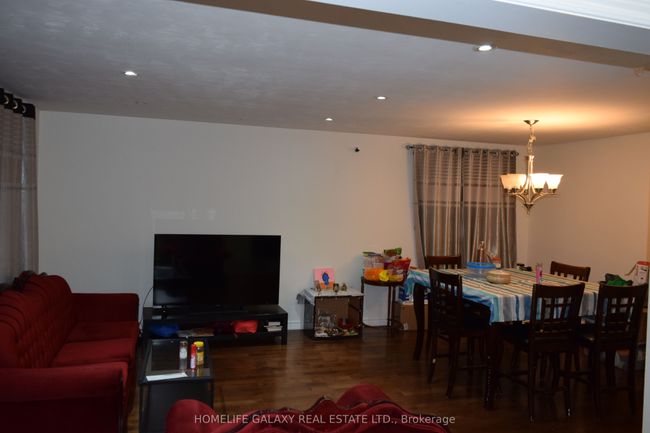 52 Peace Dr, House other with 6 bedrooms, 4 bathrooms and 4 parking in Scarborough ON | Image 7
