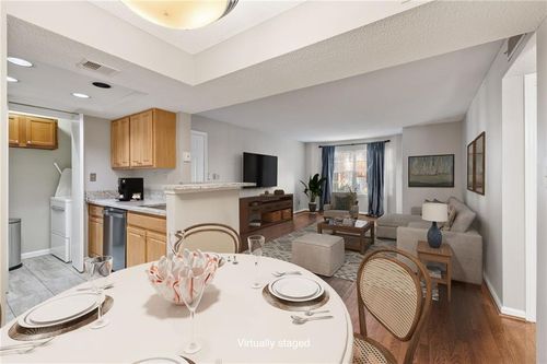 2054 Chastain Park Ct Ne, Atlanta, GA, 30342-3245 | Card Image