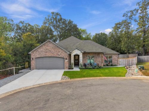 5701 Red Leaf, Benton, AR, 72019-7050 | Card Image
