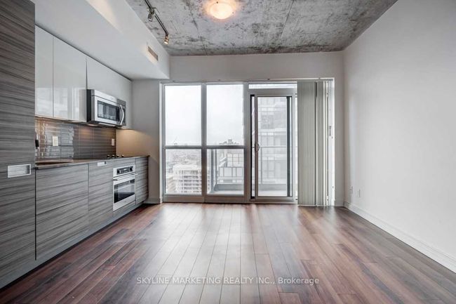 2109 - 210 Simcoe St, Condo with 1 bedrooms, 1 bathrooms and null parking in Toronto ON | Image 5