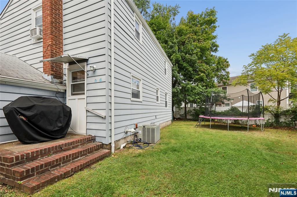 Residential Lease in Bergenfield 5