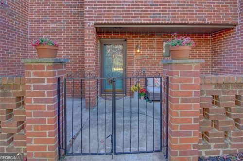 2260 Pernoshal Ct, Dunwoody, GA, 30338-6448 | Card Image