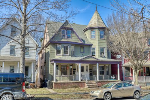 829 Monroe Ave, Scranton, PA, 18510-1172 | Card Image