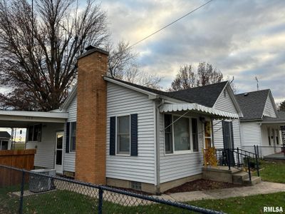 273 E Jackson Street, House other with 3 bedrooms, 1 bathrooms and null parking in Auburn IL | Image 1