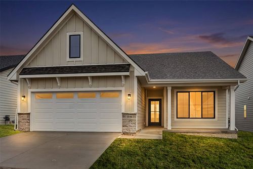 1516 Garland Ave, Norwalk, IA, 50211 | Card Image