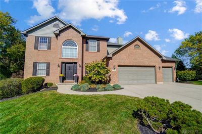 270 Diamond Drive, House other with 4 bedrooms, 3 bathrooms and null parking in Clearcreek Twp OH | Image 1