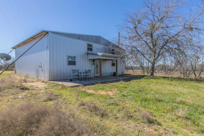 32471 N 108, House other with 3 bedrooms, 2 bathrooms and null parking in Mingus TX | Image 32