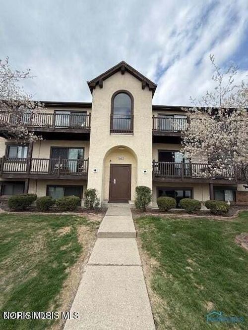 1662 Brownstone Blvd, Toledo, OH, 43614-1306 | Card Image