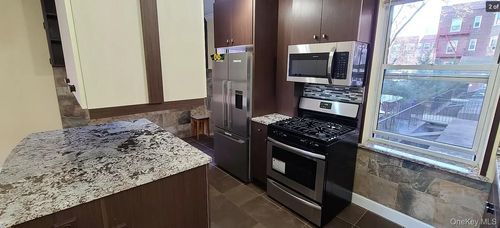 1g-141 78rd Road, New York, NY, 11367 | Card Image