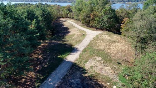 23305 Lashley Rd, Senecaville, OH, 43780-9553 | Card Image