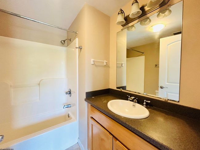STE-404 - 1117 University Ave, Condo with 1 bedrooms, 1 bathrooms and 1 parking in Morgantown WV | Image 10