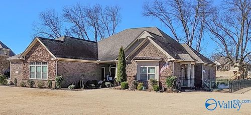 18795 S Haven Cir, Athens, AL, 35613-5770 | Card Image