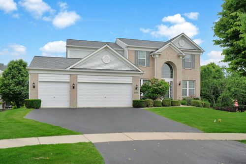 321 Parker Pl, Oswego, IL, 60543-4055 | Card Image
